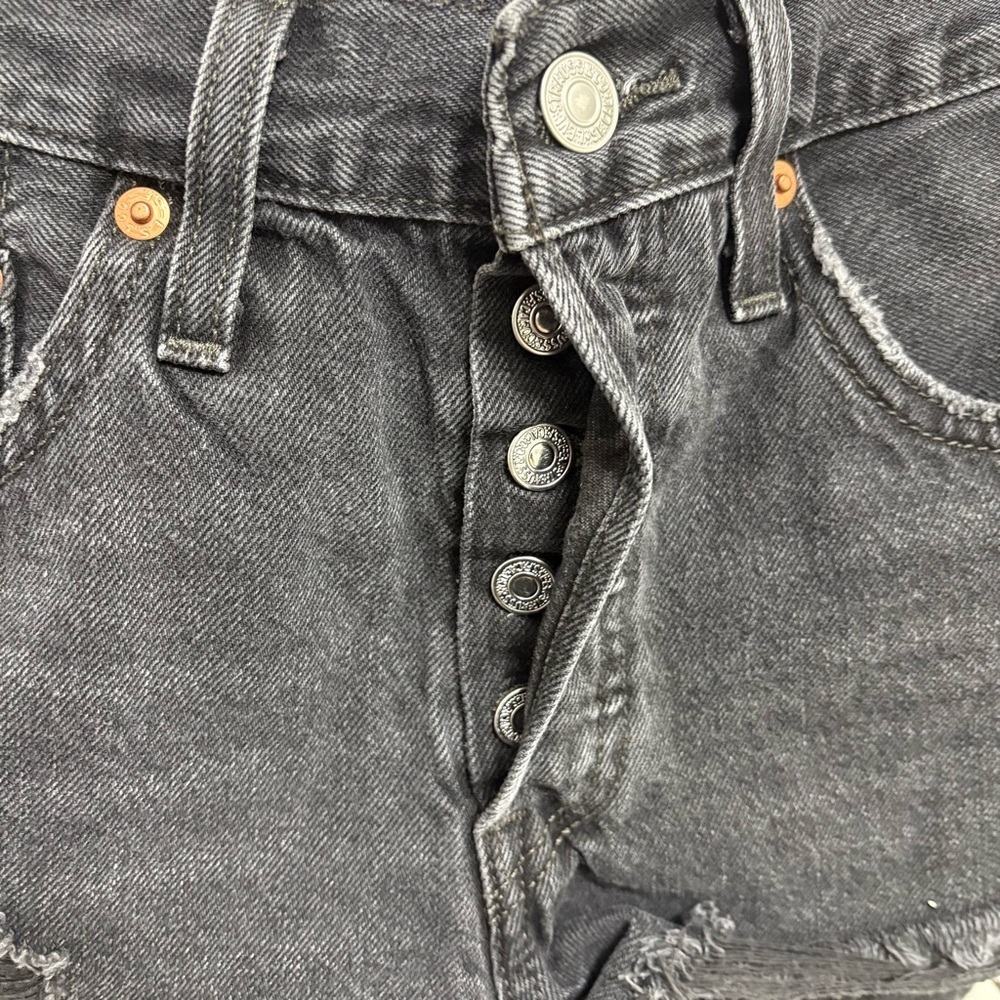 Levi's Premium 501 Women's Distressed Black Denim Cut-Off Shorts Button Fly - Picture 5 of 13